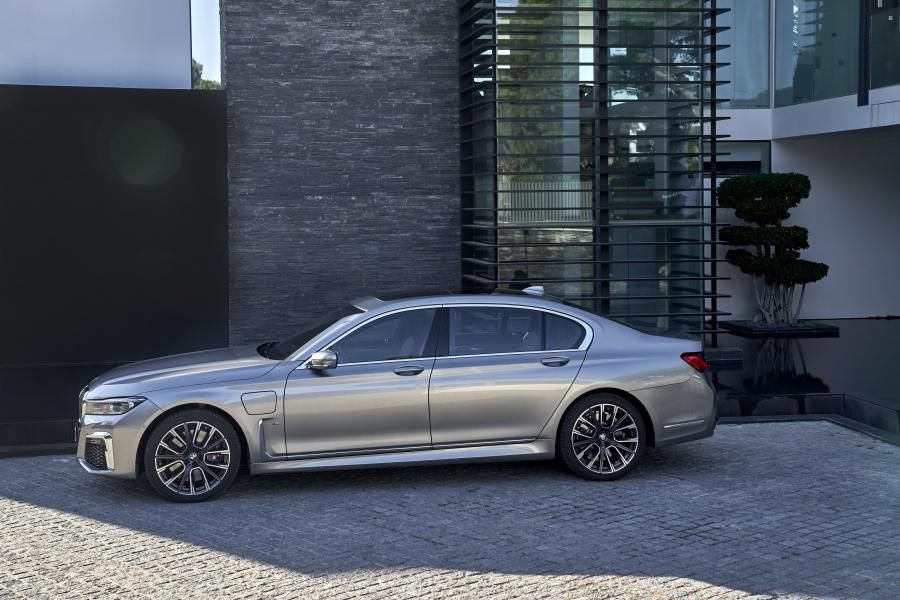  BMW 745Le xDrive M Sport (G12) 2019 года  (WW) (фото 5 из 103)